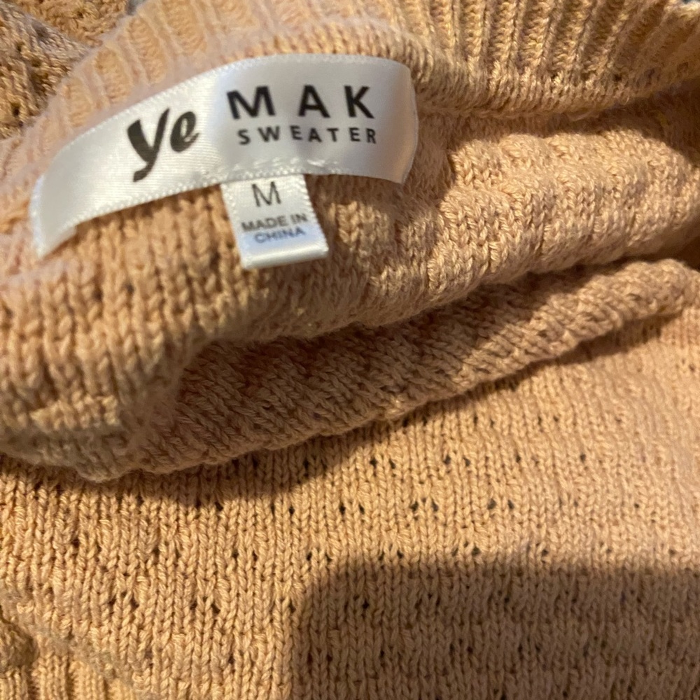 Cardigan - Picture 2 of 7